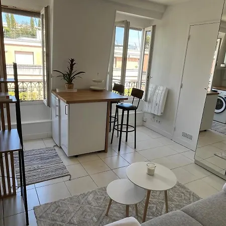 Apartment Superb With Eiffel Tower View