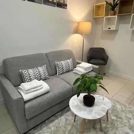 Apartment Superb With Eiffel Tower View